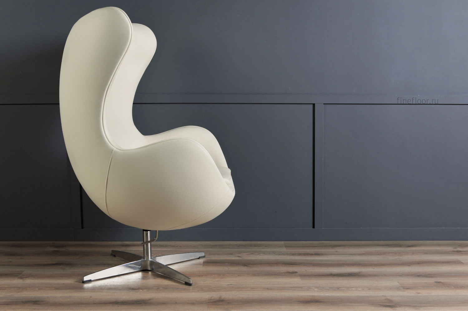 Кварцвиниловая плитка FineFloor замковая Light Дуб Мидфилд FF-1334 1314×190×3,6 фото в интерьере Кварцвиниловая плитка FineFloor замковая Light Дуб Мидфилд FF-1334 1314×190×3,6 фото в интерьере